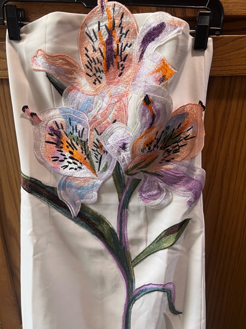 Miss Rosier Automne White Floral Embroidered Maxi Dress - Picture 6 of 7